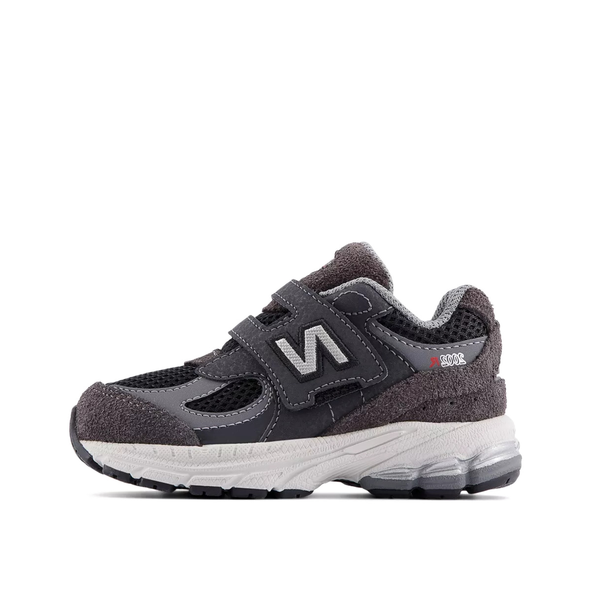 new-balance-2002-black-iv2002ra