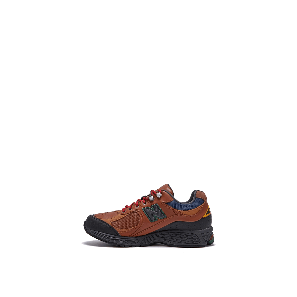 new-balance-2002r-hiking-brown