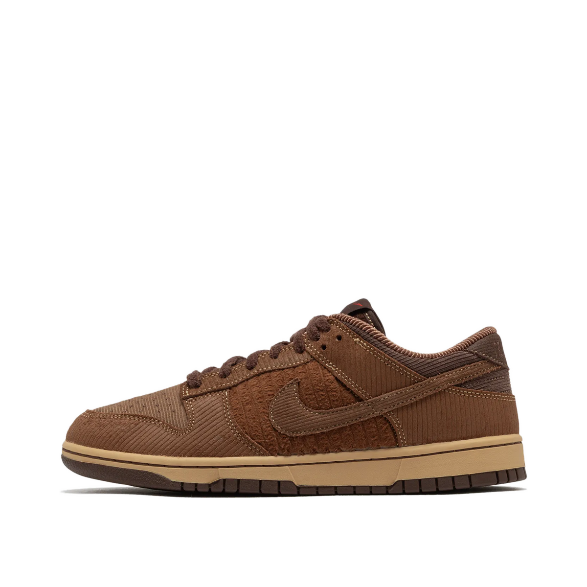 Nike Dunk Low Retro Premium "Corduroy" | IB7746-200