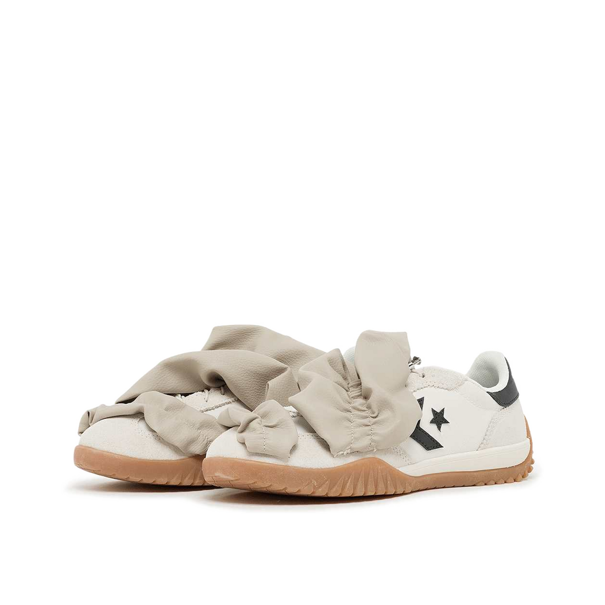 Converse Run Star Trainer Ruffle "Egret Ruffles" | A17732C