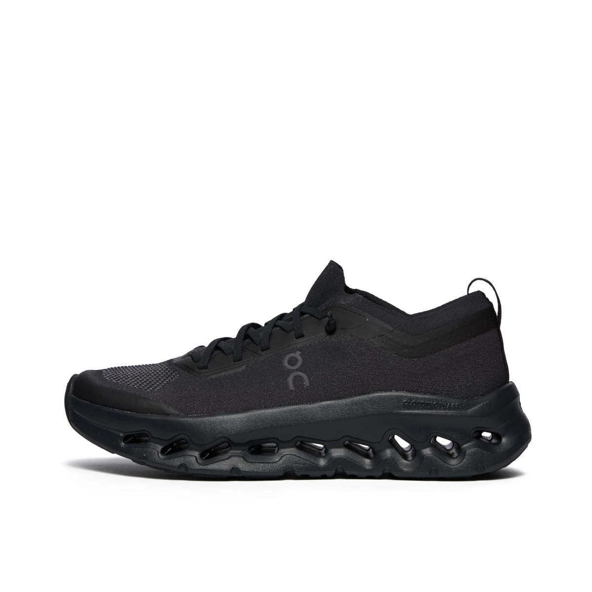 on-cloudtilt-moon-triple-black-3wf30421043