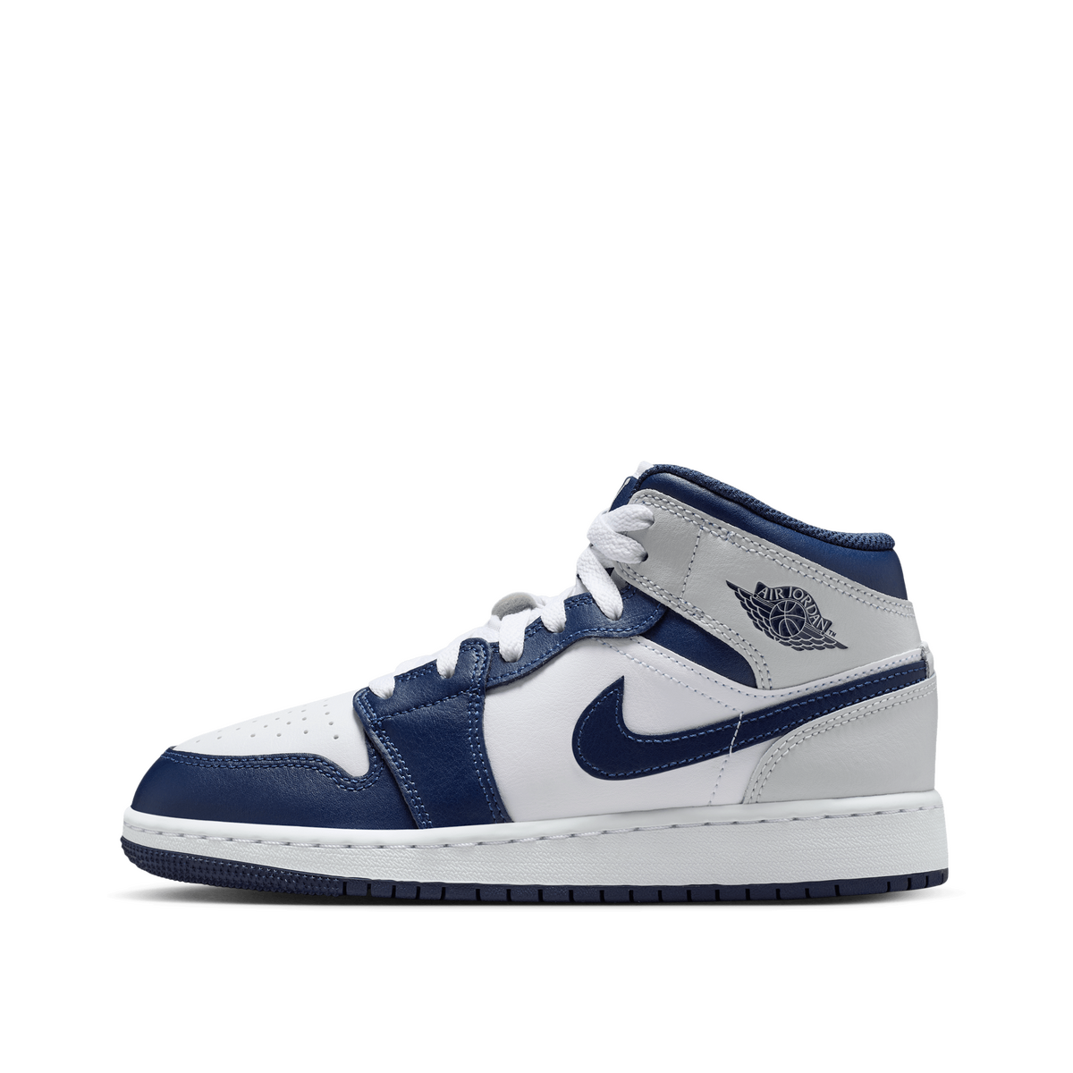 air-jordan-1-mid-white-dq8423-146