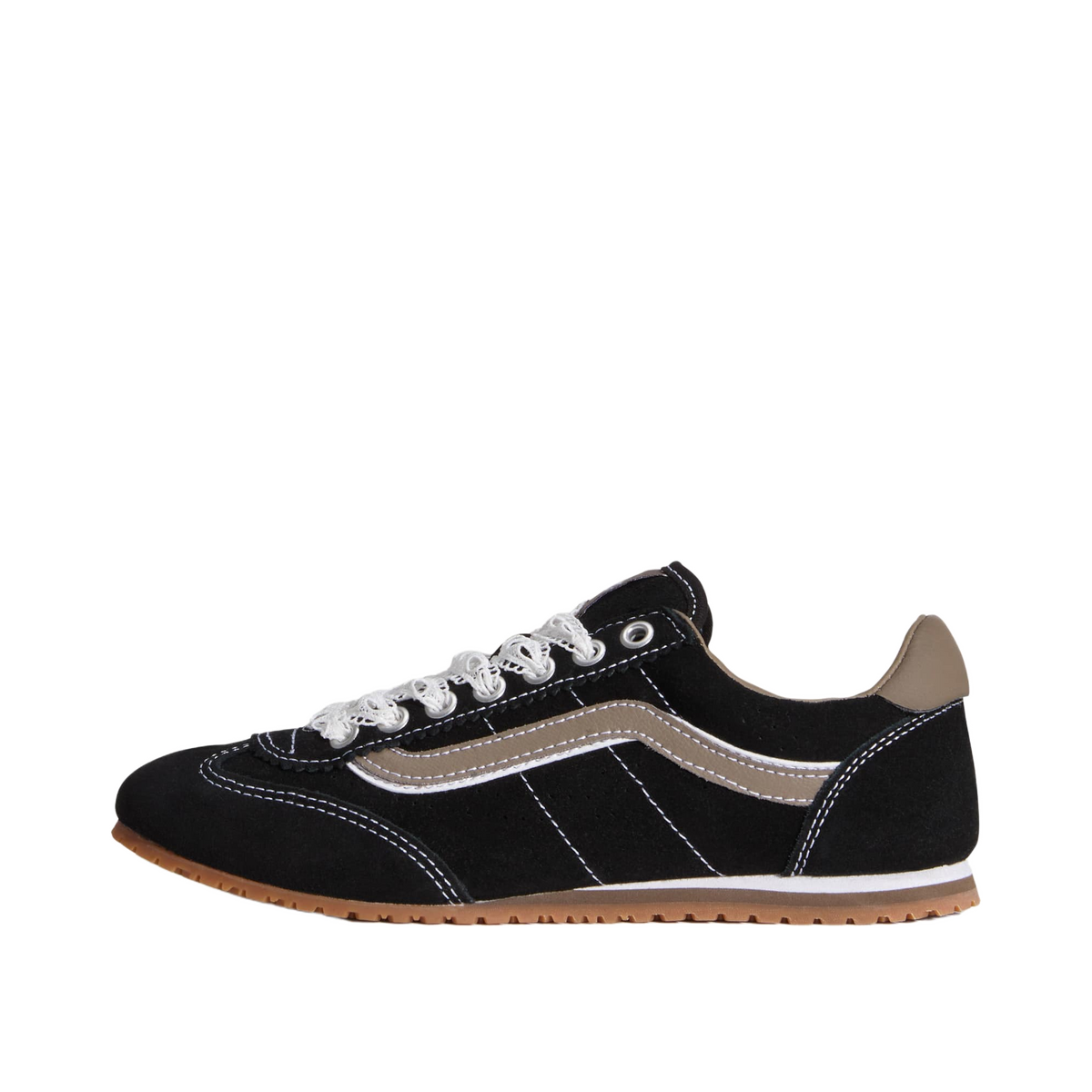 vans-super-low-pro-black-vn000d83bm8