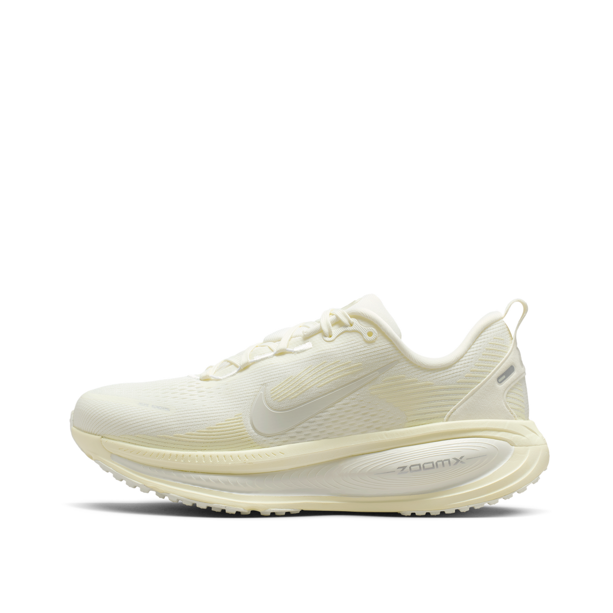 nike-vomero-18-wmns-white-hm6804-110