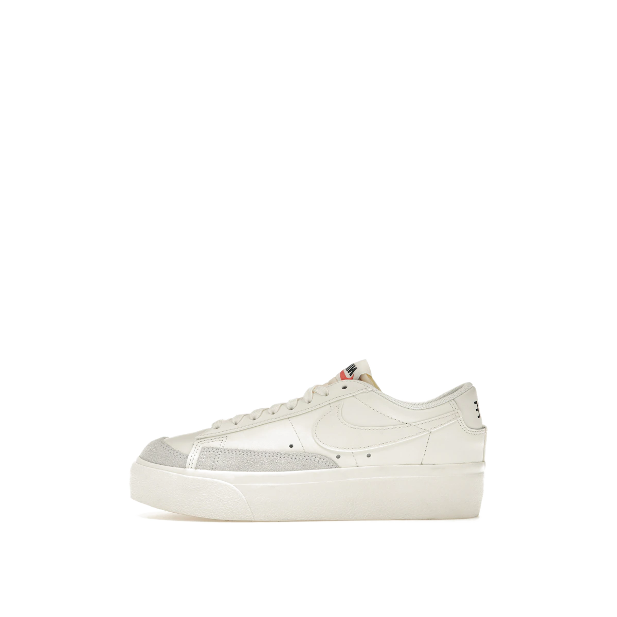 nike-blazer-low-platform-wmns-white-dj0292-105