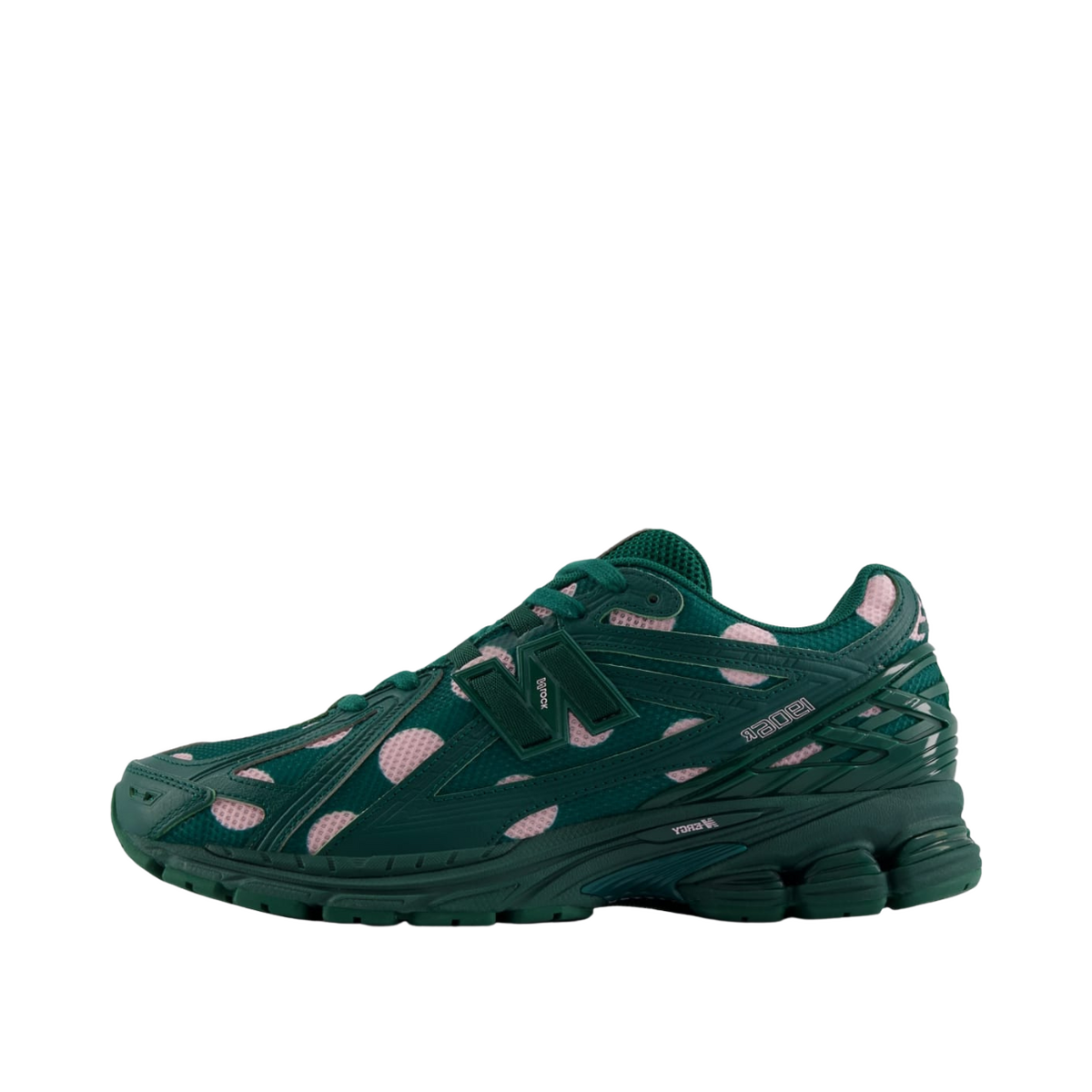new-balance-1906r-polka-dot-green