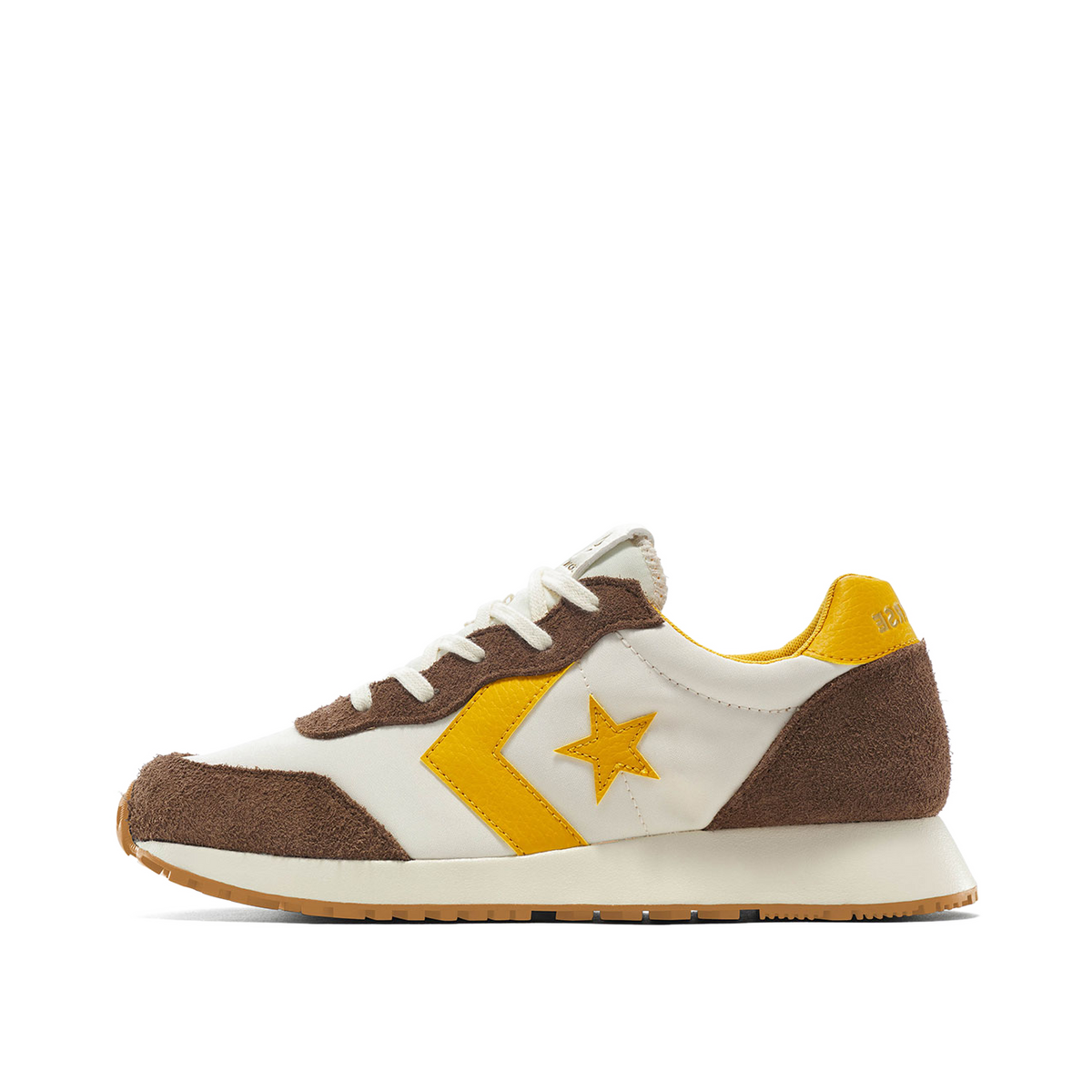 converse-omega-egretgroundedsunny-angle-a16539c