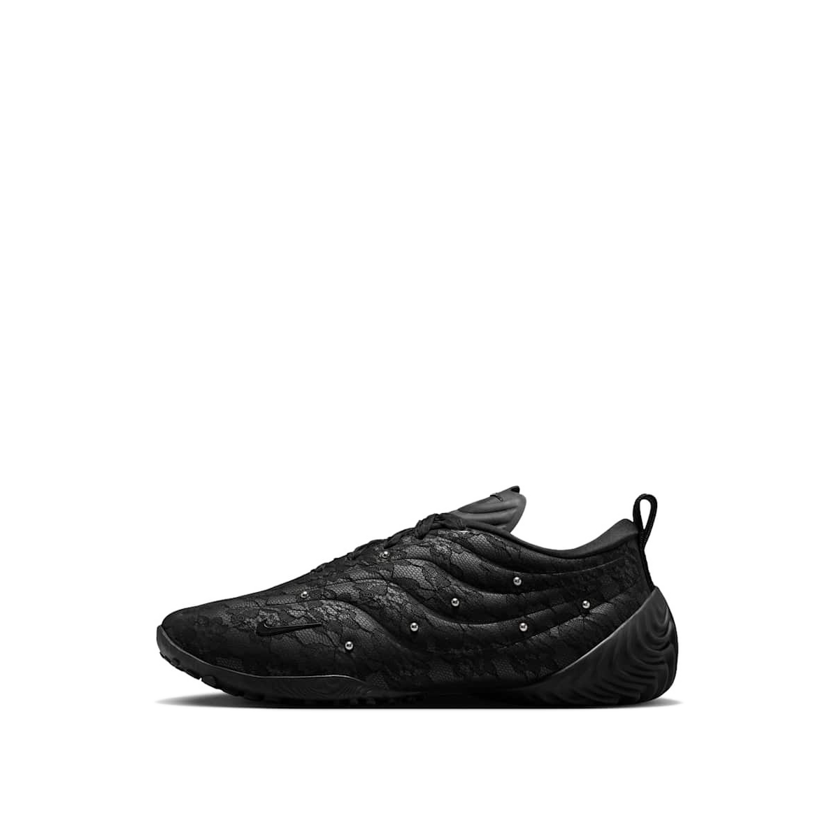 Nike Astra Ultra "Triple Black/Metallic Silver" | IQ3446-010