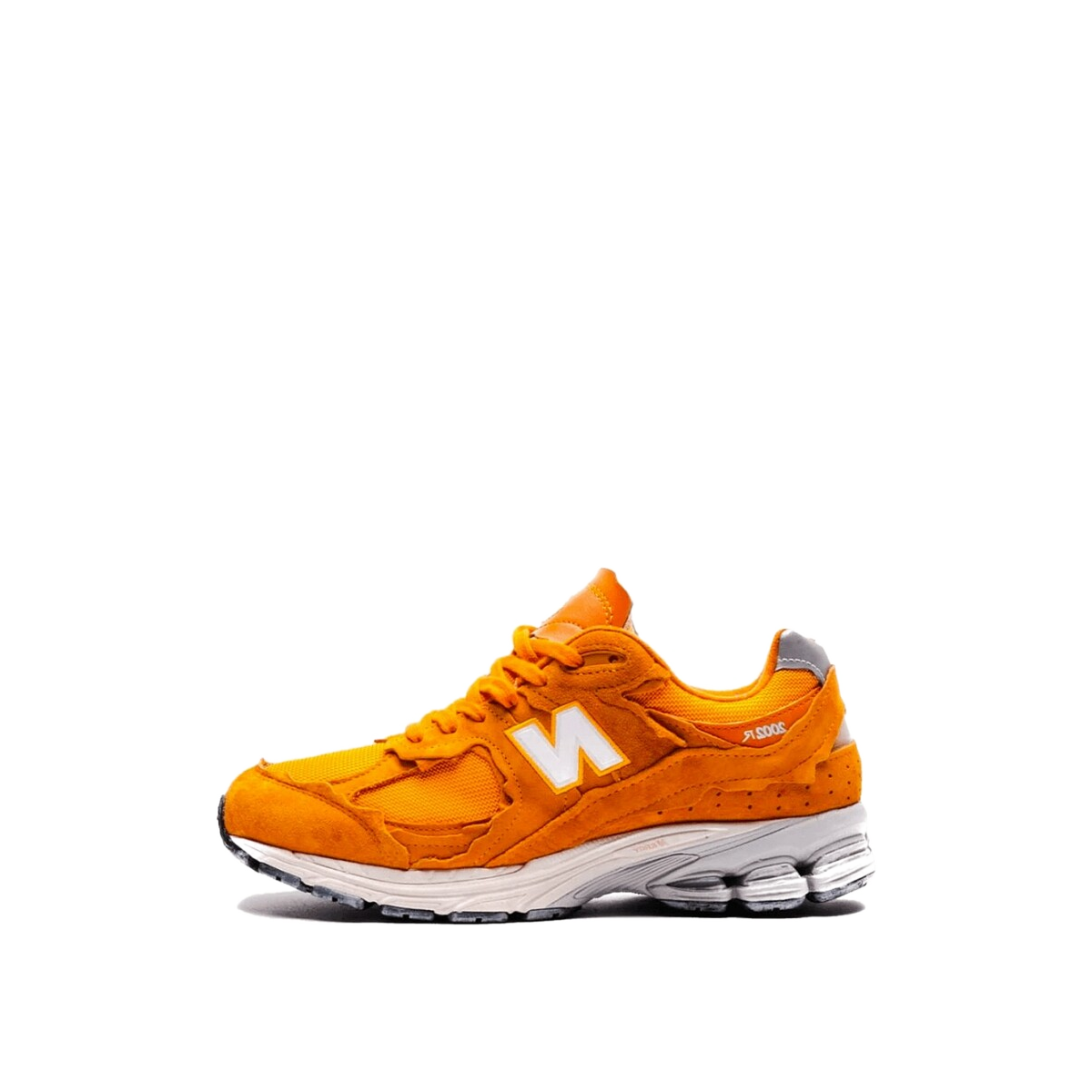 new-balance-2002r-vintage-orange-m2002rde