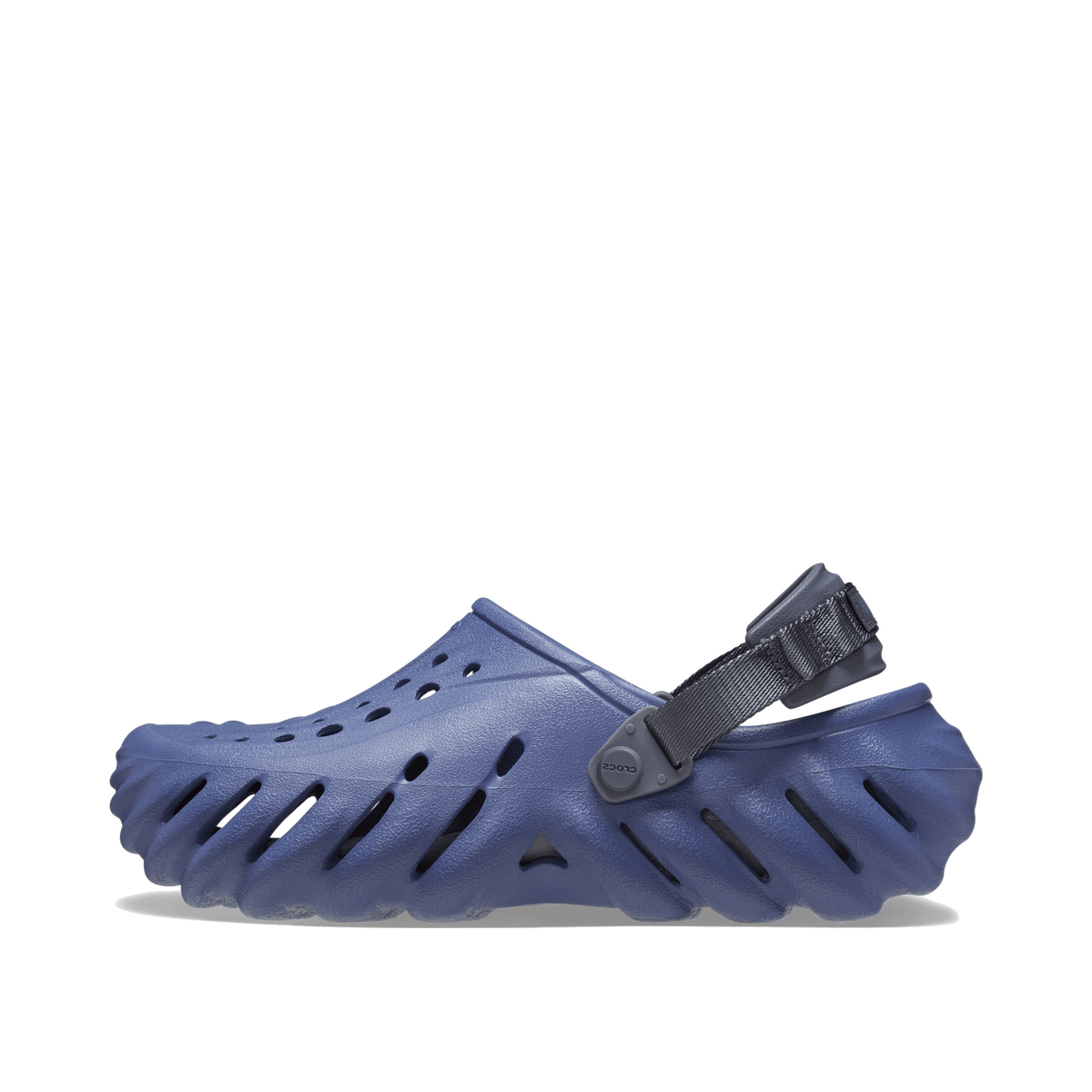 crocs-echo-clog-bijou-blue-207937402