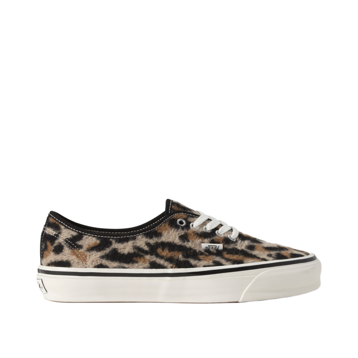 vans-premium-authentic-black-vn000ebnys8