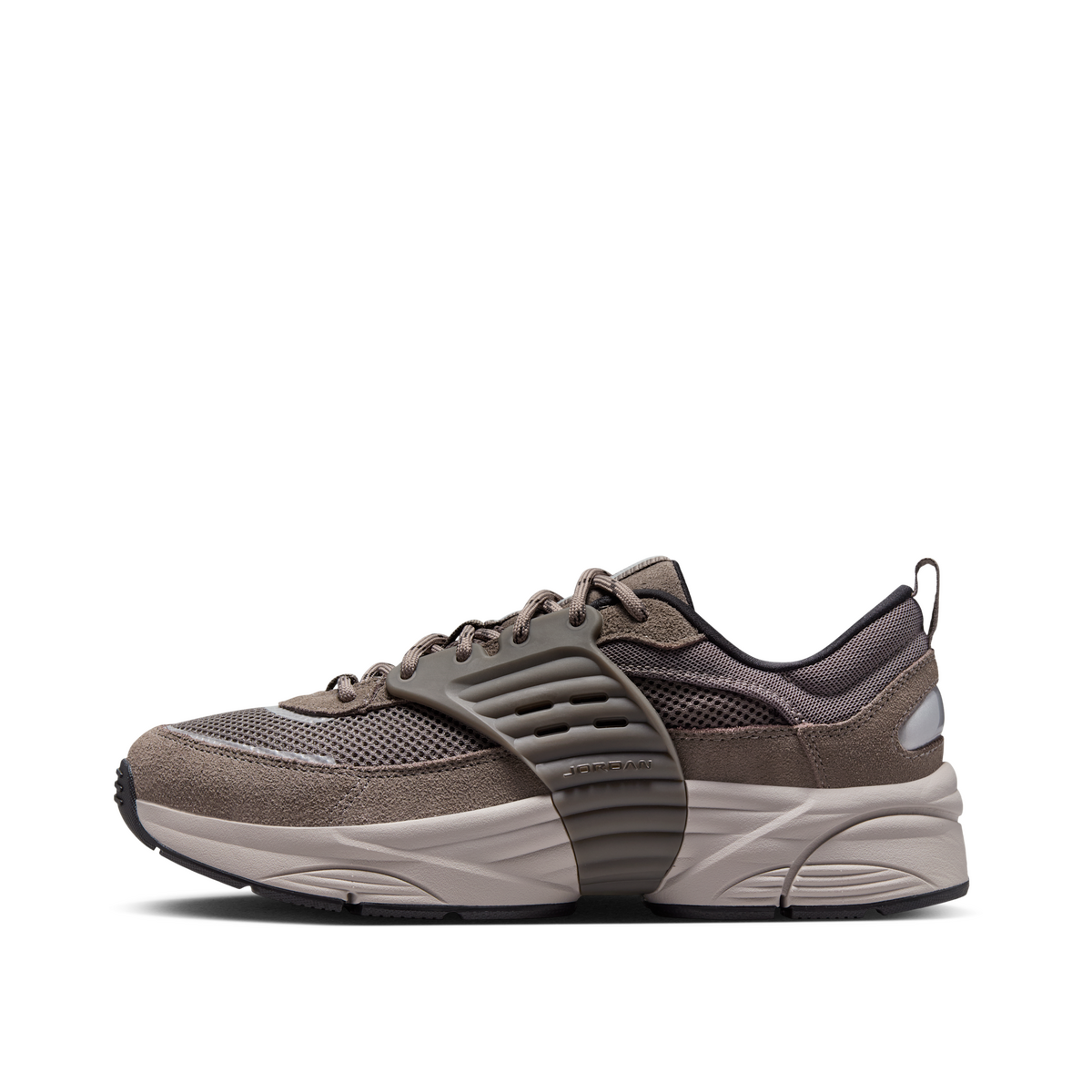 jordan-trunner-grey-ib3722-201