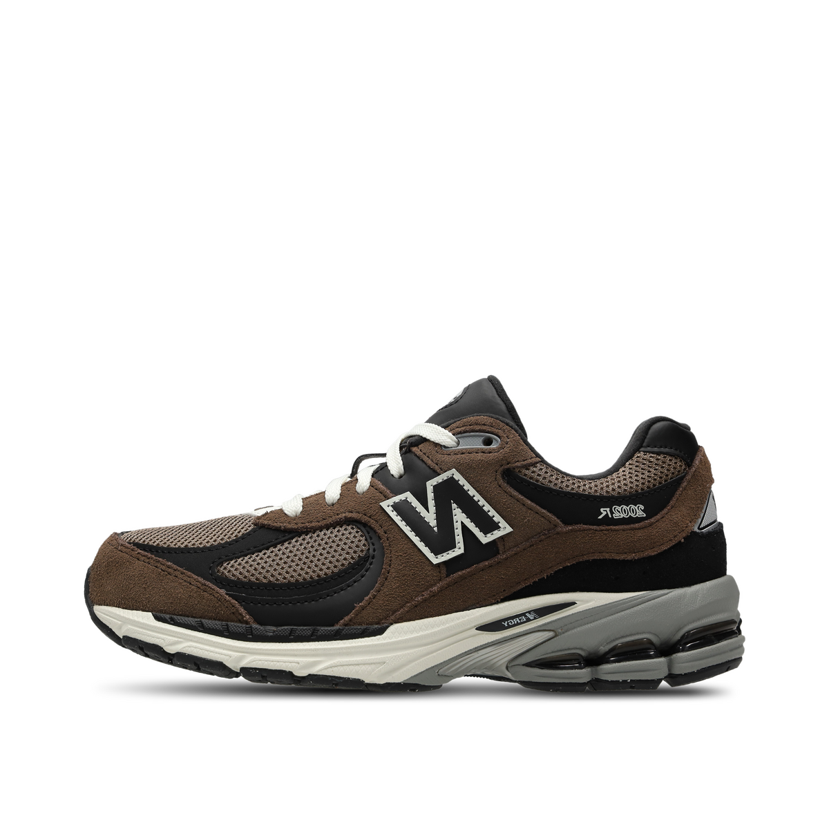 new-balance-2002r-brown-gc2002fm