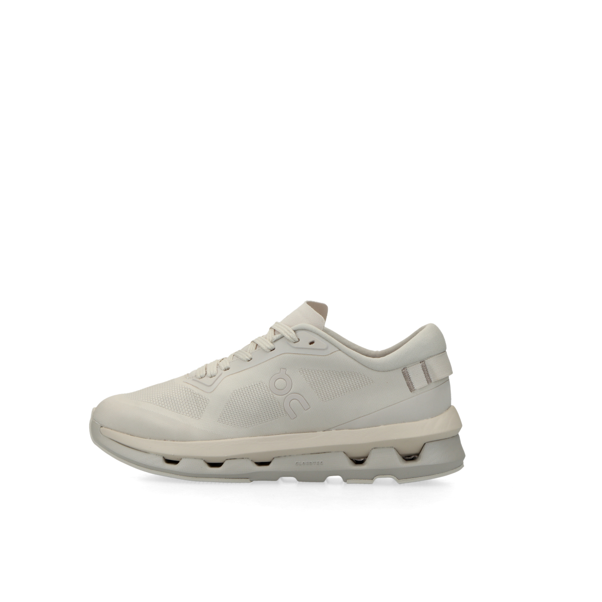 on-wmns-cloudzone-pearltruffle-3wf10074315