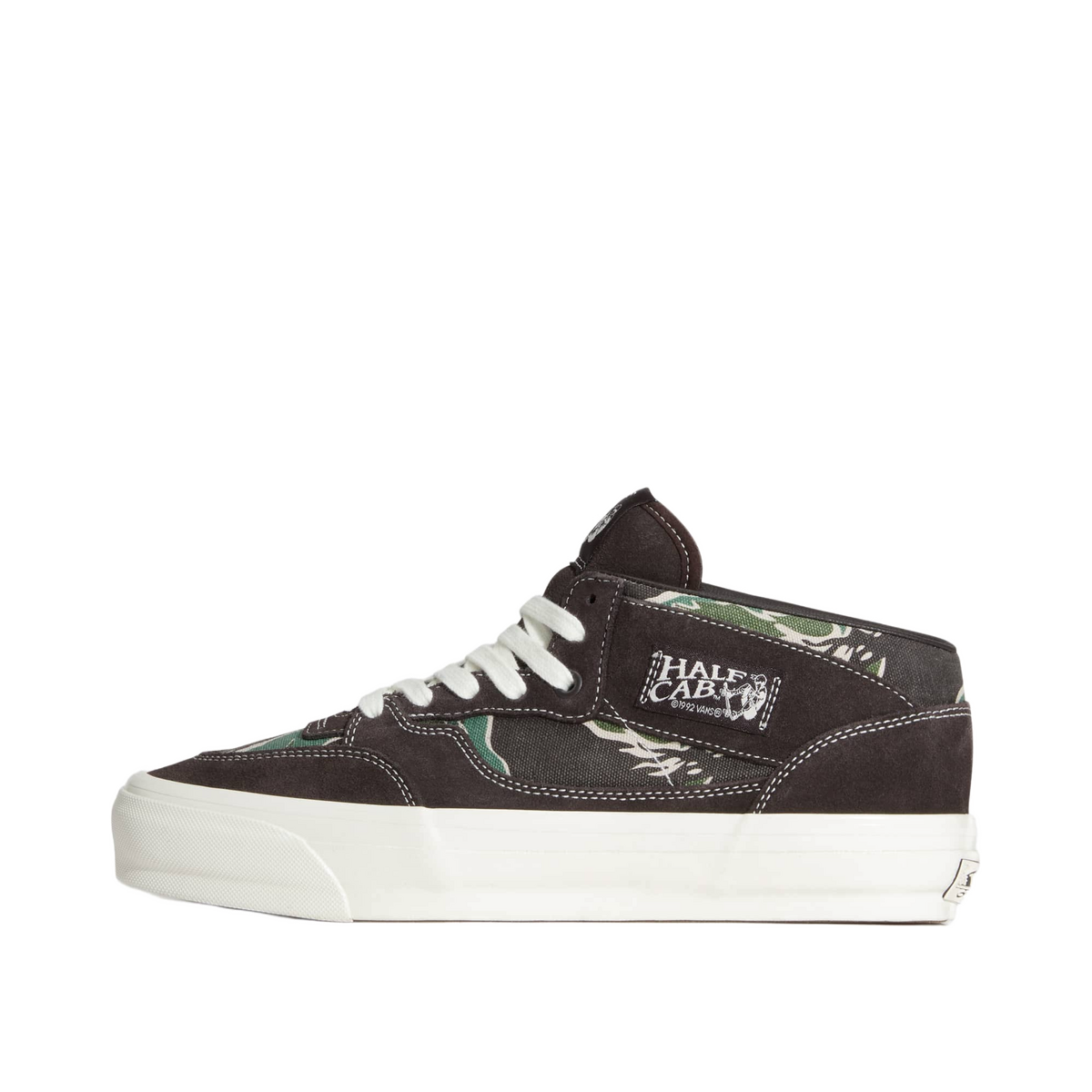 vans-premium-half-cab-black-vn000e97f03