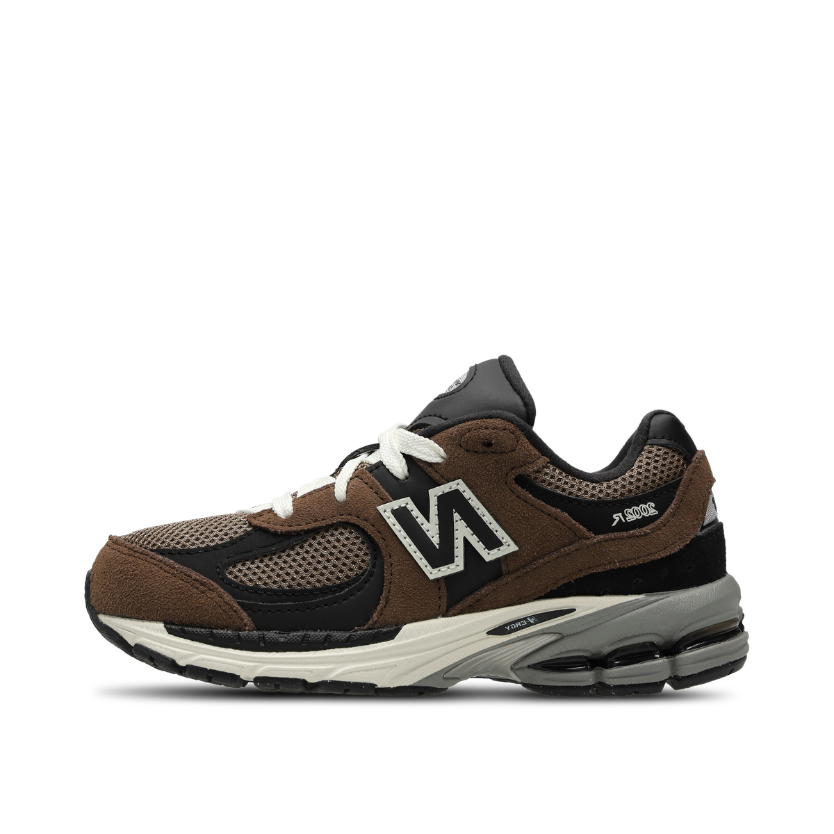 new-balance-2002r-brown-pc2002fm