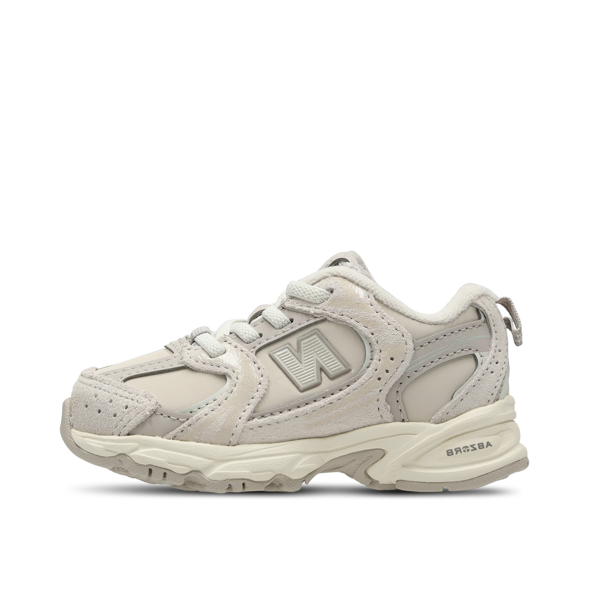 new-balance-530-beige-iz530ke