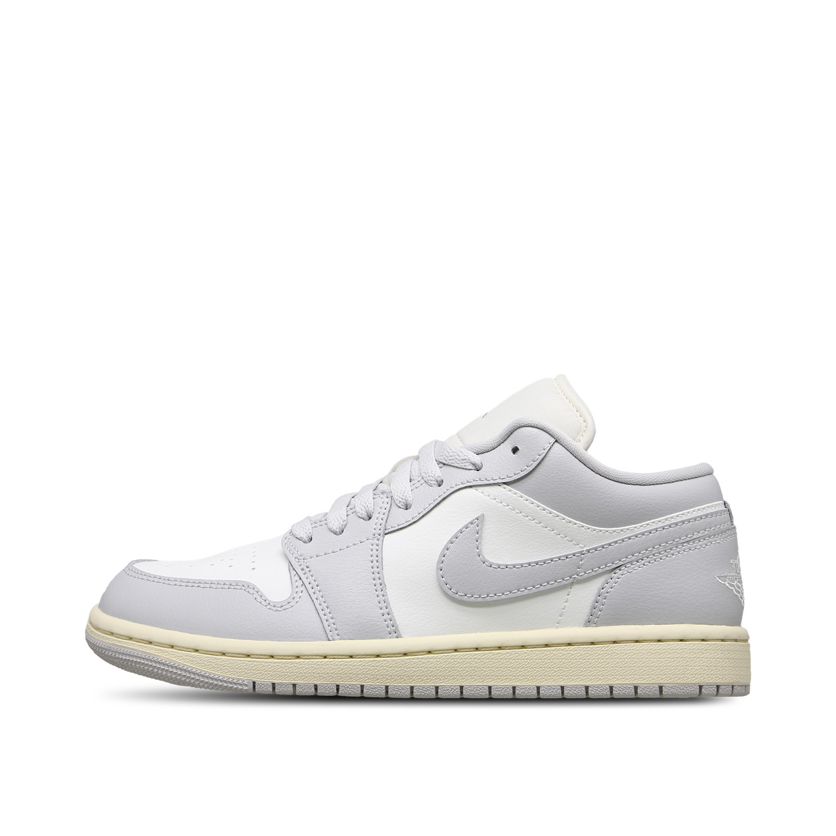 air-jordan-1-low-white-dc0774-103