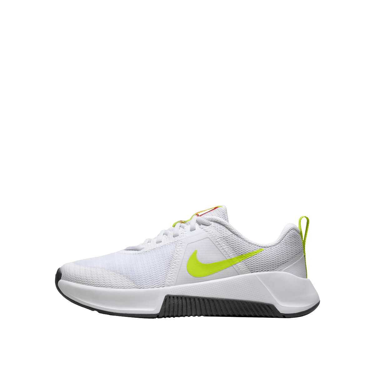 nike-wmns-mc-trainer-3-white-fq1830-107