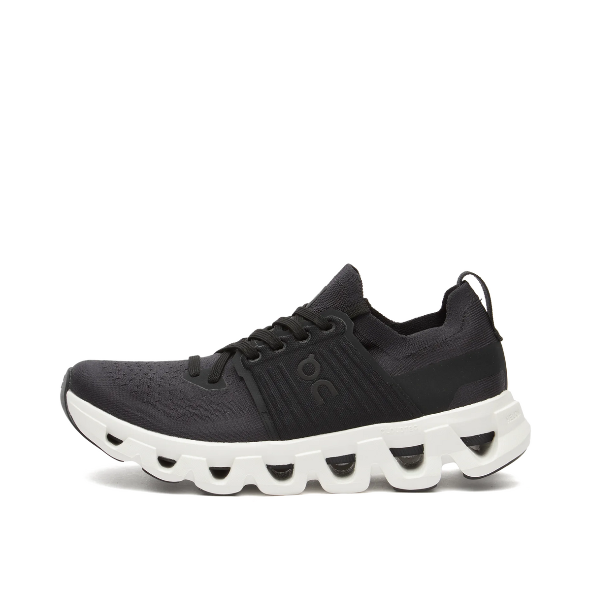 ON Cloudswift 4 Wmns "Black/White" | 3WF10110299