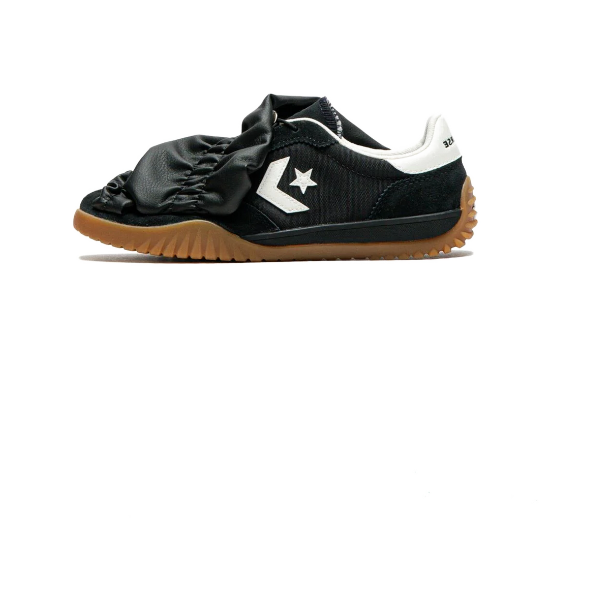 converse-run-star-trainer-ruffle-black-ruffles-a17731c