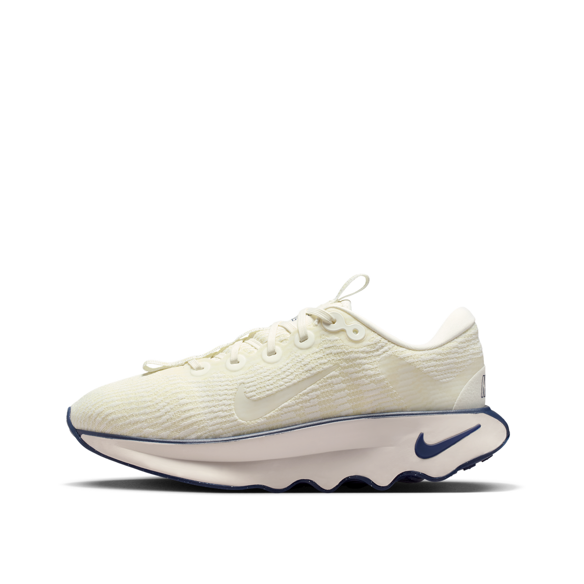 nike-motiva-wandelschoenen-voor-dames-wit