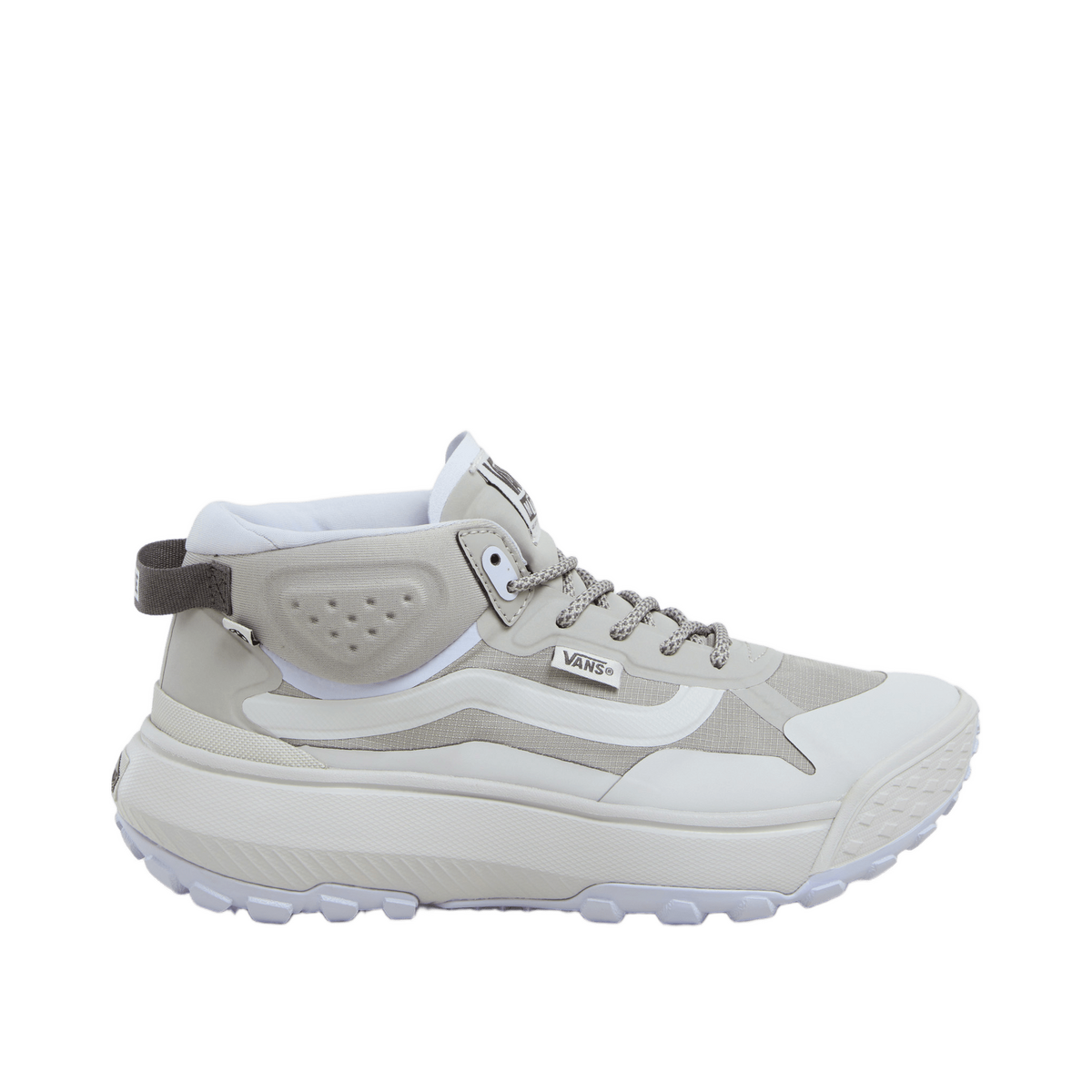 vans-mte-crosspath-mid-grey-vn000cvvkaq