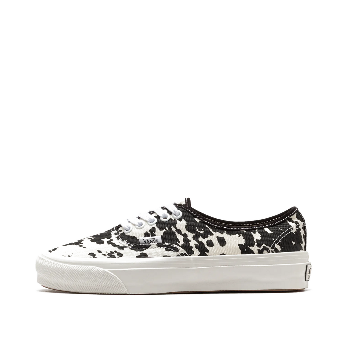 vans-authentic-44-lx-cow-blackmarshmallow-vn000ebnbpt1