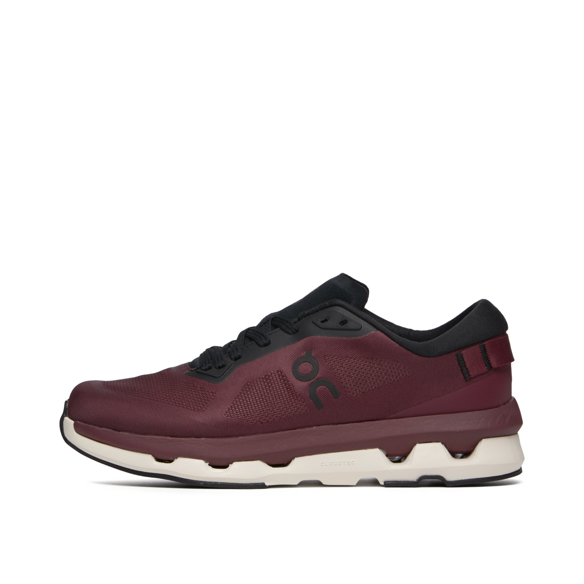 on-cloudzone-burgundy-3wf10071570