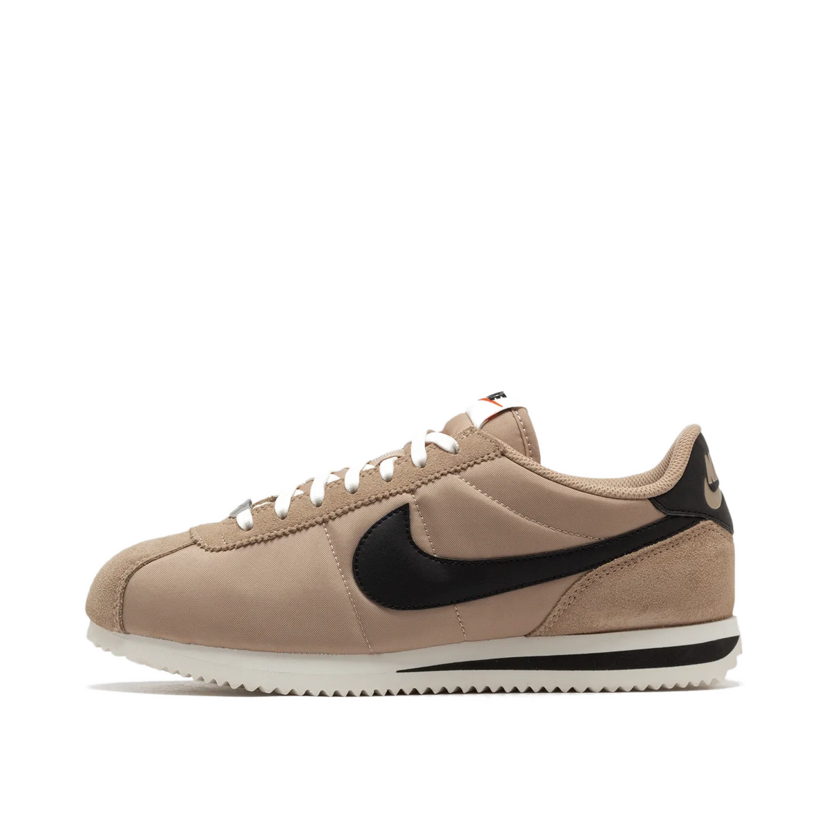 nike-w-cortez-desertblack-sail-if1764-200