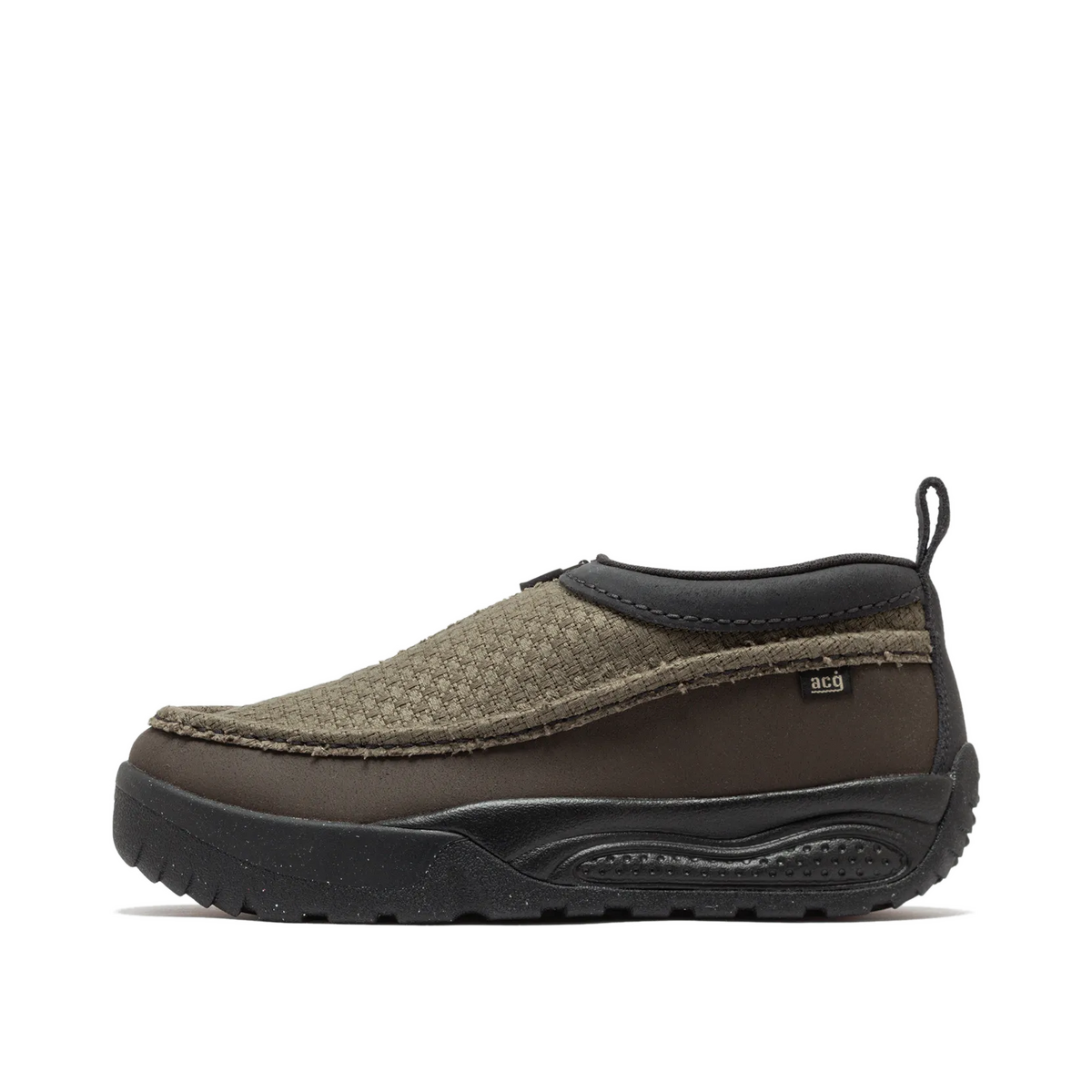 Nike ACG IZY "Black/Medium Olive/Dark Chocolate" | IO4547-001