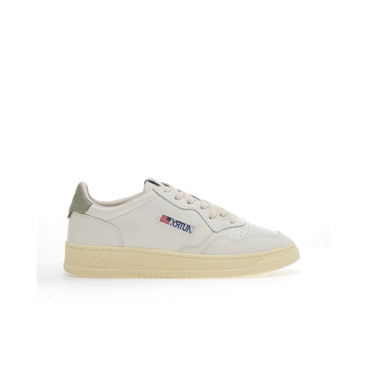 Autry Medalist Low "White / Sea Grass" | AULMLL11