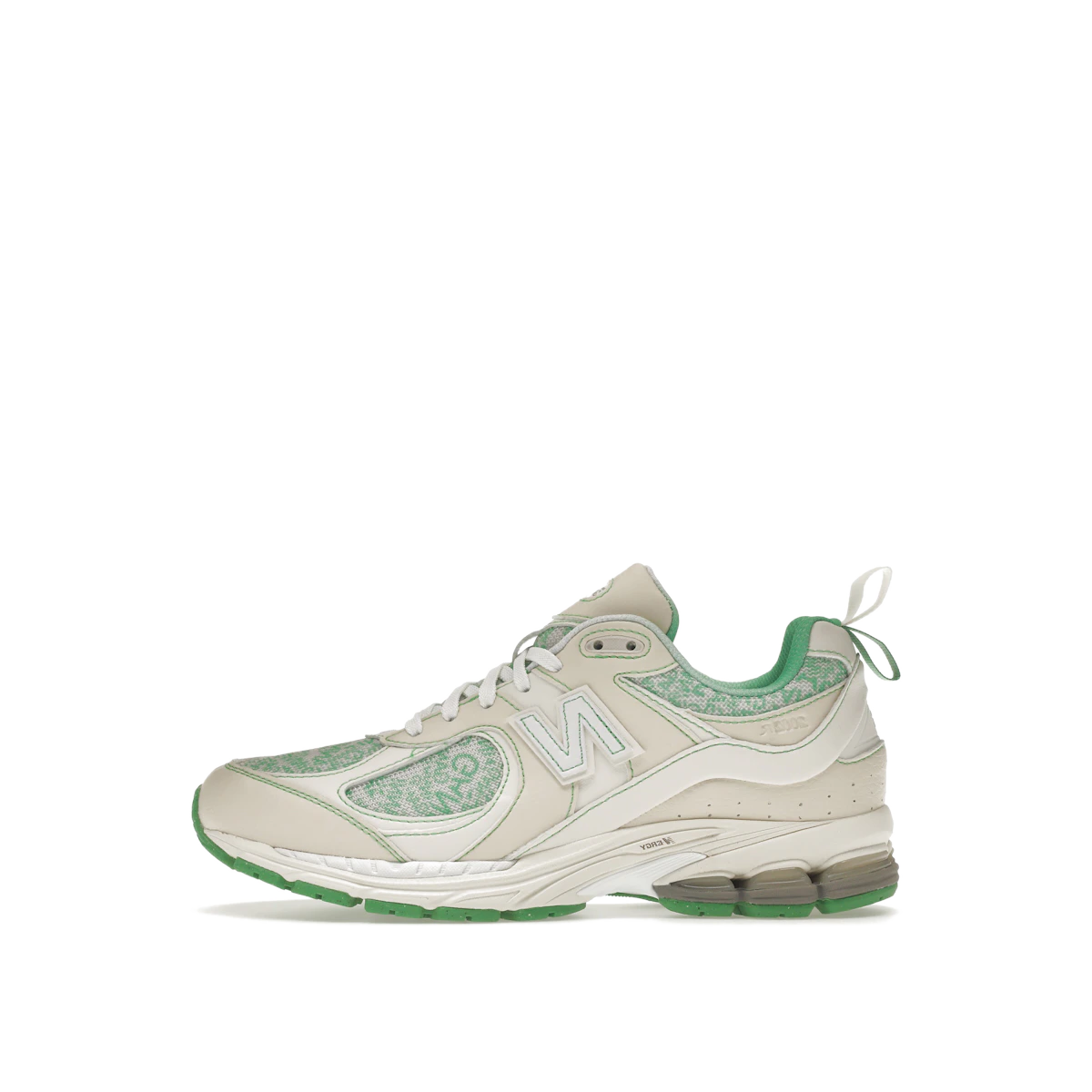 new-balance-2002r-ganni-turtledove