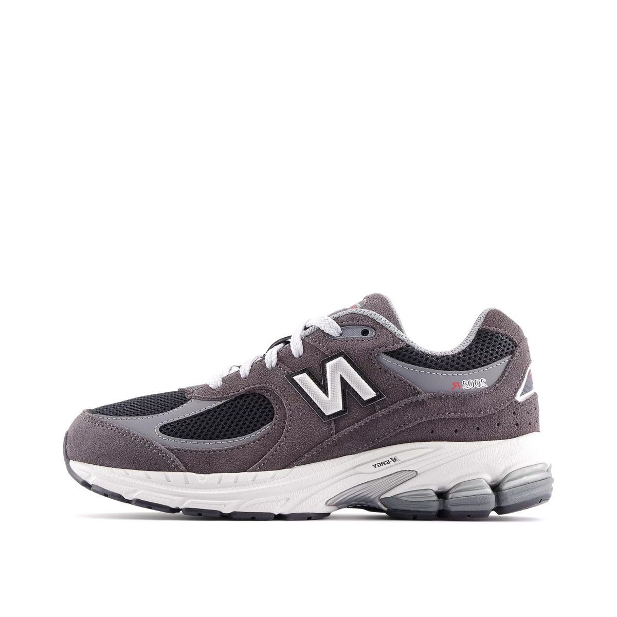 new-balance-2002r-black-gc2002ra