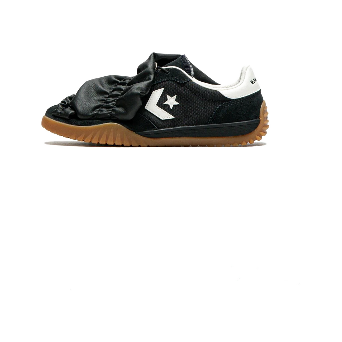 converse-run-star-trainer-ruffle-black-ruffles-a17731c